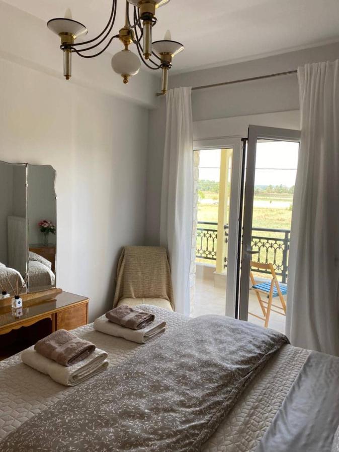 Polys Apartment And Paraskevi Studio With View Ptolemaida Ngoại thất bức ảnh