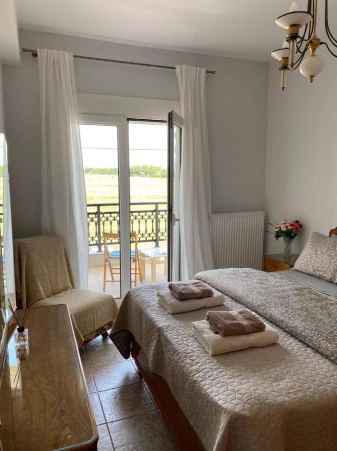 Polys Apartment And Paraskevi Studio With View Ptolemaida Ngoại thất bức ảnh